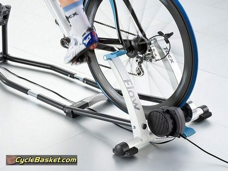TACX T2220 Tacx Flow Multiplayer VR Trainer with Video Reality & VR Software. click to zoom image